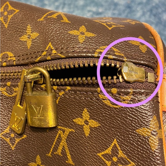 Louis Vuitton Monogram Keepall 50 Duffle - Picture 5 of 11